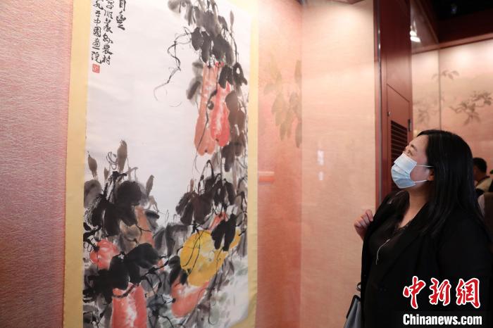 沈阳故宫展出以中秋为主题的院藏书画作品