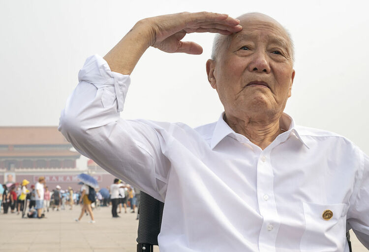 图文故事丨崇德向善！总书记为道德模范“点赞”