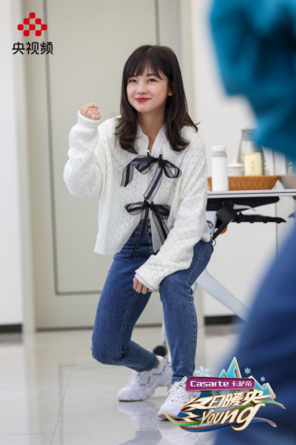 《冬日暖央young》名场面频出 朱广权新段子再成网友热议