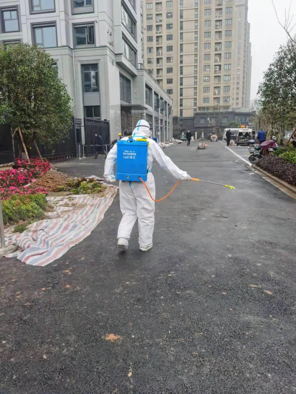 中铁地产华东公司积极参与浙江疫情防控工作