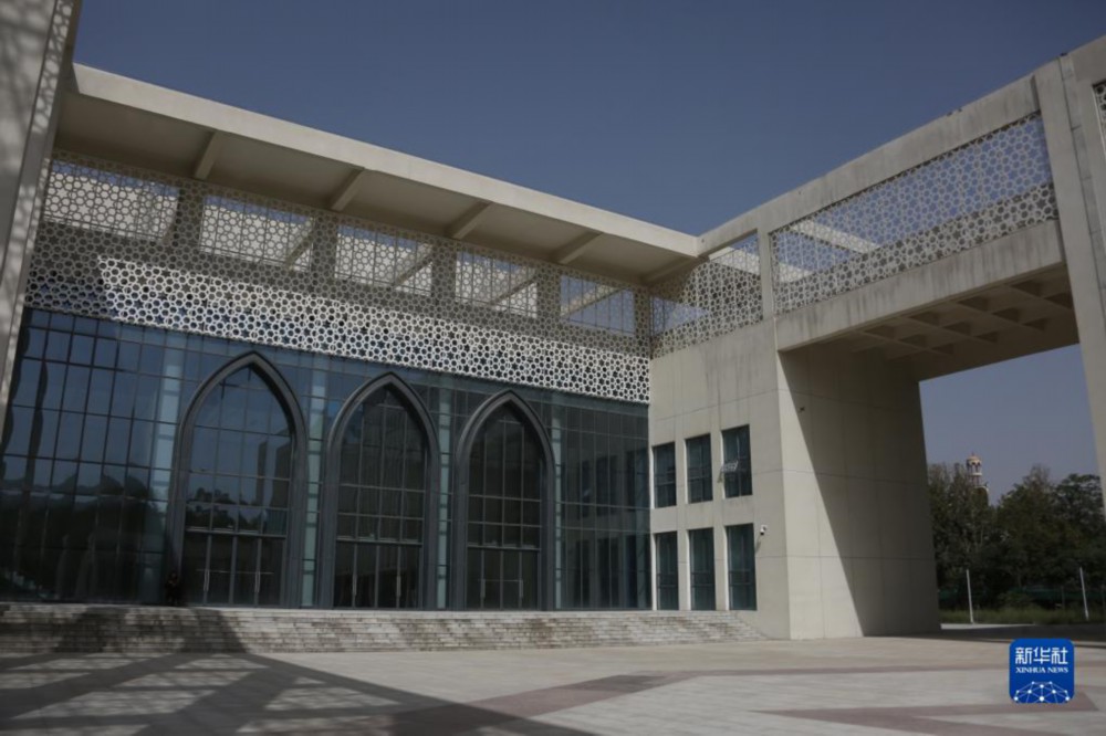 通讯：“非常高兴我们的学生将在这样现代化的建筑里学习”——中国援建教学楼助力阿富汗教育发展