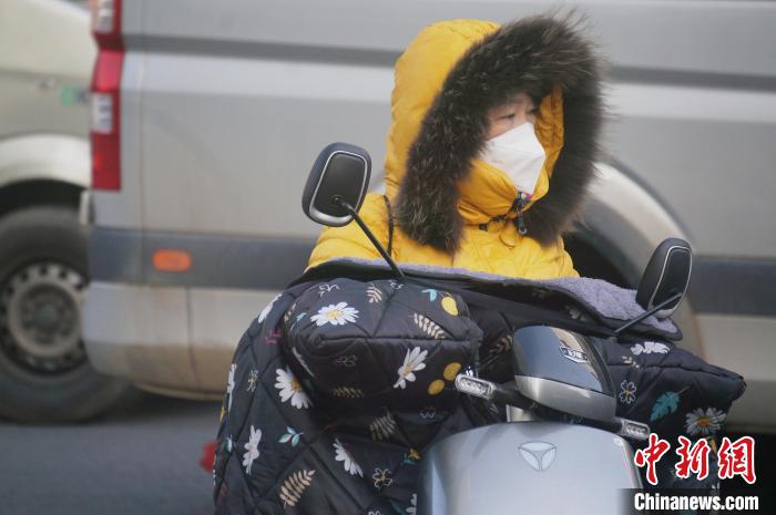 河南将迎雨雪强降温天气局地现寒潮