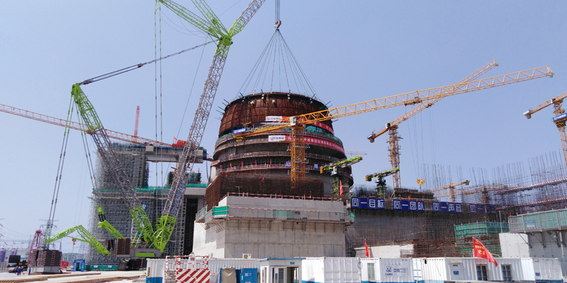 田湾核电7号机组穹顶球带成功吊装。受访者供图