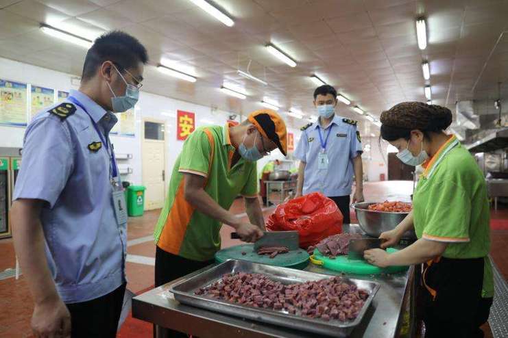 河南睢县：爱心午餐为高考学子助力