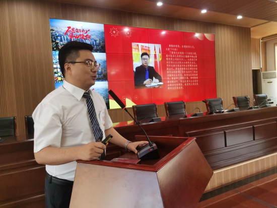 云图片