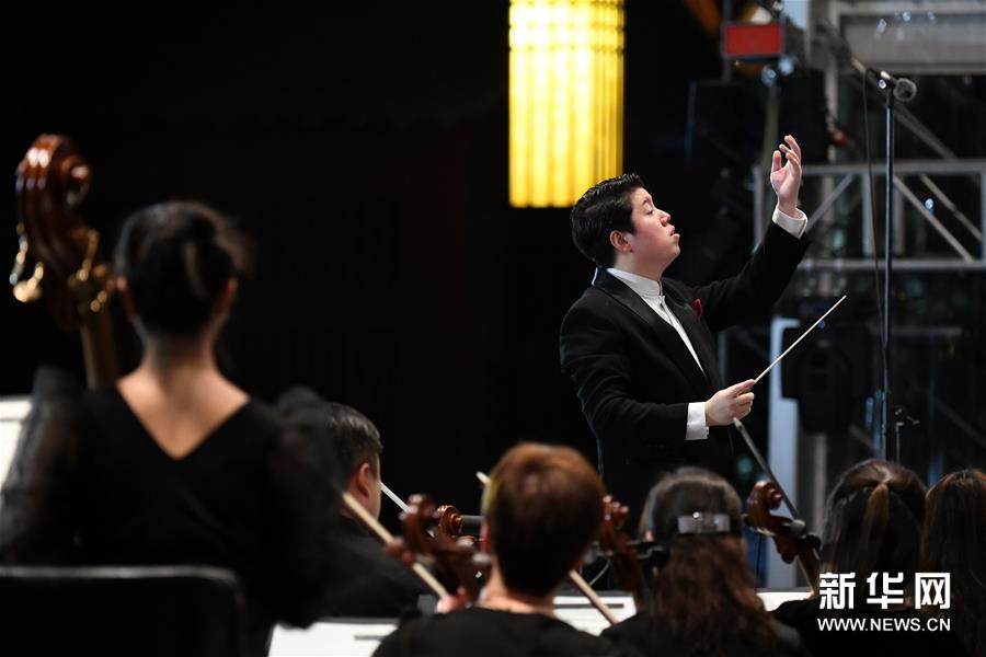 （文化）（4）西安交响乐团奏响2020户外公演
