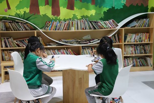 助力中小学信息化建设 词典笔入校公益项目走进西南