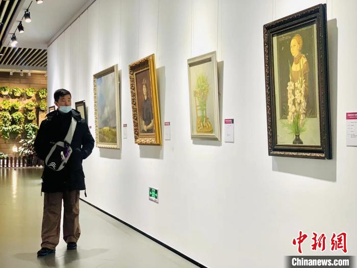 “俄罗斯著名艺术家作品展”开展促中俄艺术文化合作发展
