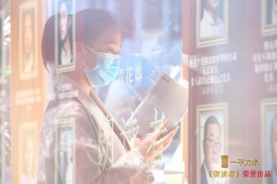 图片包含 物体, 建筑, 窗户, 桌子  描述已自动生成