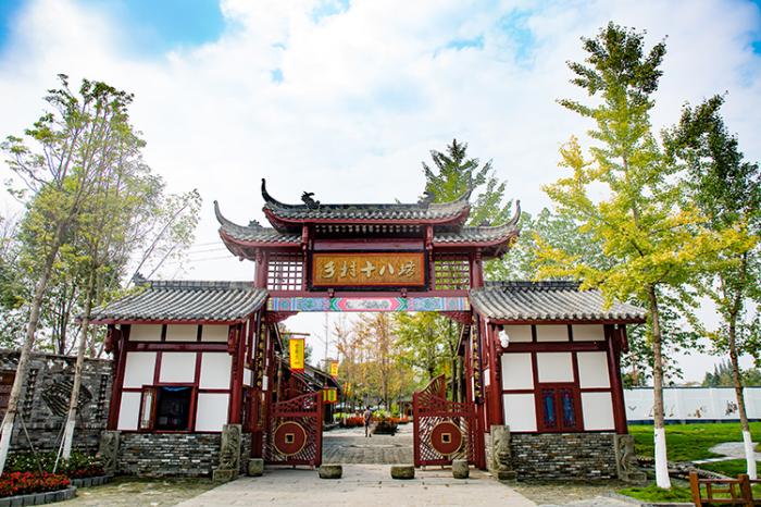 古色古香的乡村十八坊 (摄影：图龚芮)