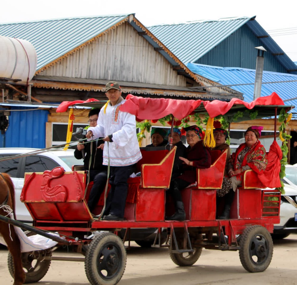 内蒙古恩和俄罗斯民族乡:民族团结迎盛世,警民共庆巴斯克节