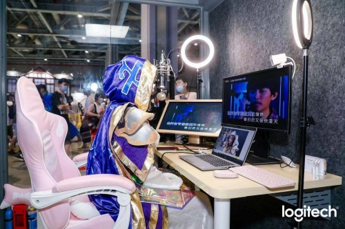Blue PRO线产品亮相Bilibili World  罗技流媒体战略再进一步