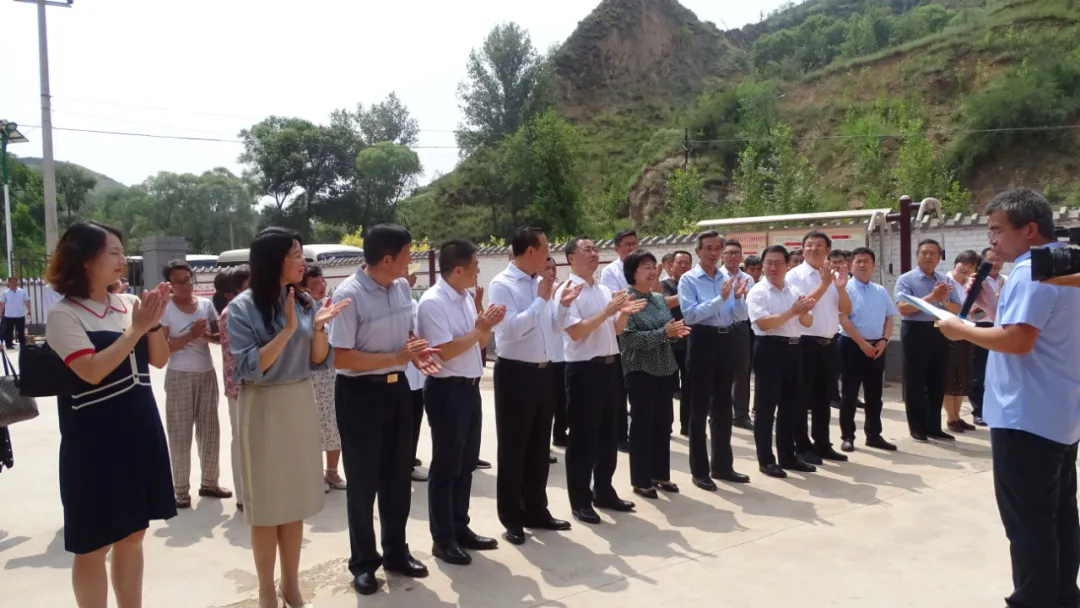 “暖芯计划”太阳能路灯二期工程竣工仪式圆满举行