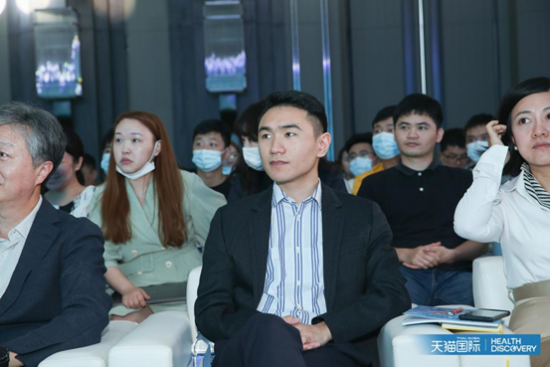 云图片