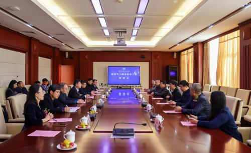 四牌同揭！校企合作推动河北轨道学院打造高技能人才培养“新高地”