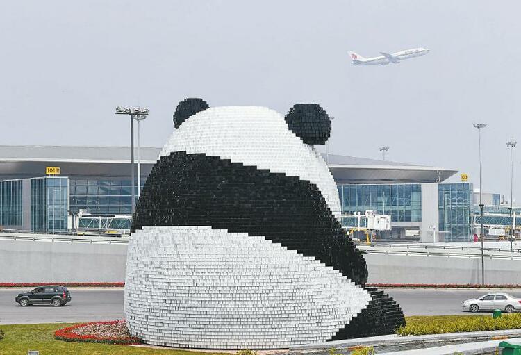 公共艺术促城市文化成长 大熊猫雕塑的“朋友圈”越做越大