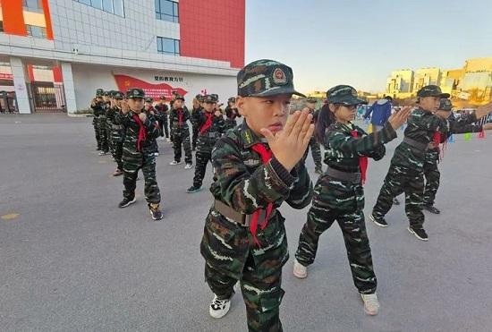 榆林高新区第八小学举行课后服务现场会