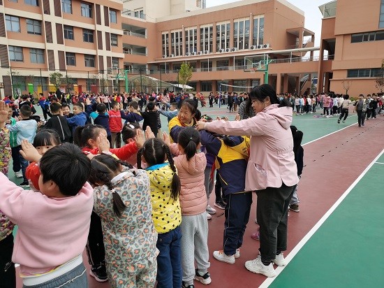 无锡市新吴区春星小学“大融合”聚光暖护行动