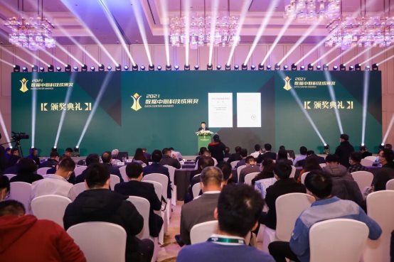 数据中心行业权威大奖荣耀发布 折射了哪些热点和趋势？