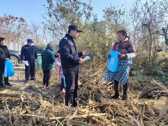 安徽灵璧灵西派出所开展反电诈宣传活动