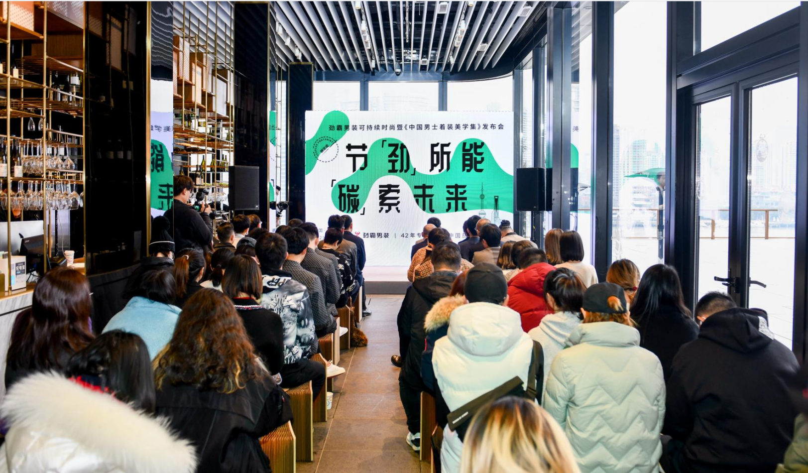 https://upload.jxntv.cn/2021/1229/1640746856470.png