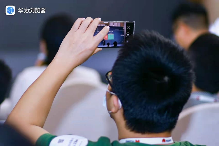 遇见多元精彩 在信息洪流中感知生活温度