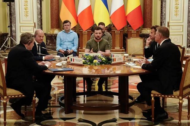 乌克兰总统会见德法意三国领导人