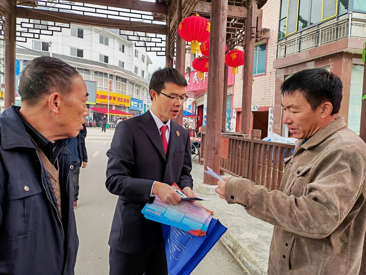倾听群众心声 回应群众诉求——黔南州政法信访系统推动大走访活动走深走实_fororder_微信图片_20220713093118
