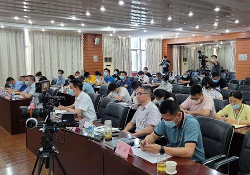 2022荆楚社科讲坛走进武汉市武昌区科经局 名家解读全球科技创新发展态势
