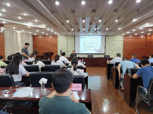 2022荆楚社科讲坛走进武汉市武昌区科经局 名家解读全球科技创新发展态势