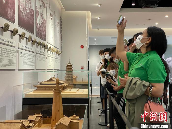 中外“Z世代”大湾区之旅收官深化交流增进认识