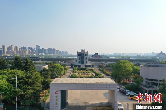 图为9月29日，航拍南昌市最大的水厂——青云水厂，整个水厂占地300亩。　记者 刘占昆 摄