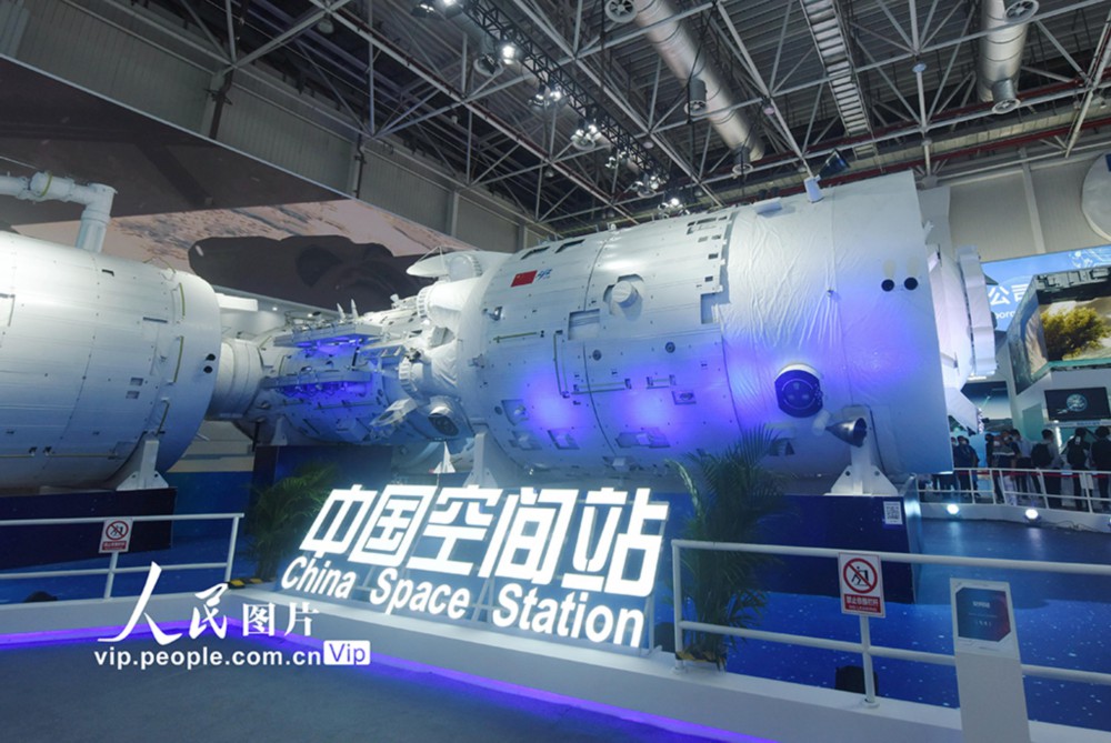 中国空间站组合体展示舱亮相第十四届中国航展【6】