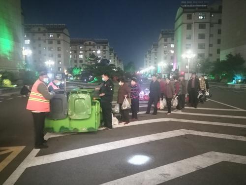 济南市钢城区艾山街道陈家庄社区：垃圾分类积分变“真金白银”