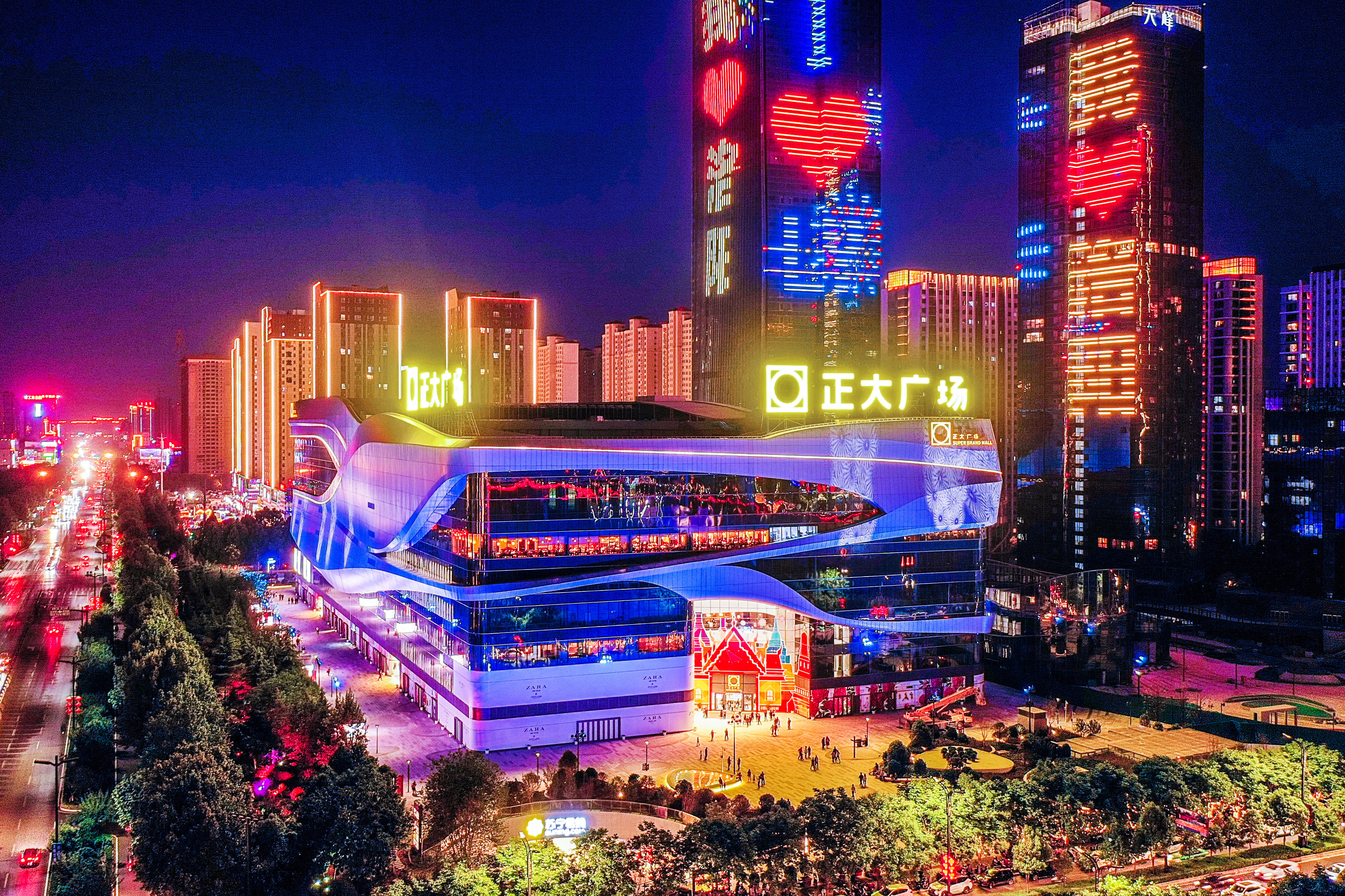 正大广场夜景微修.jpg