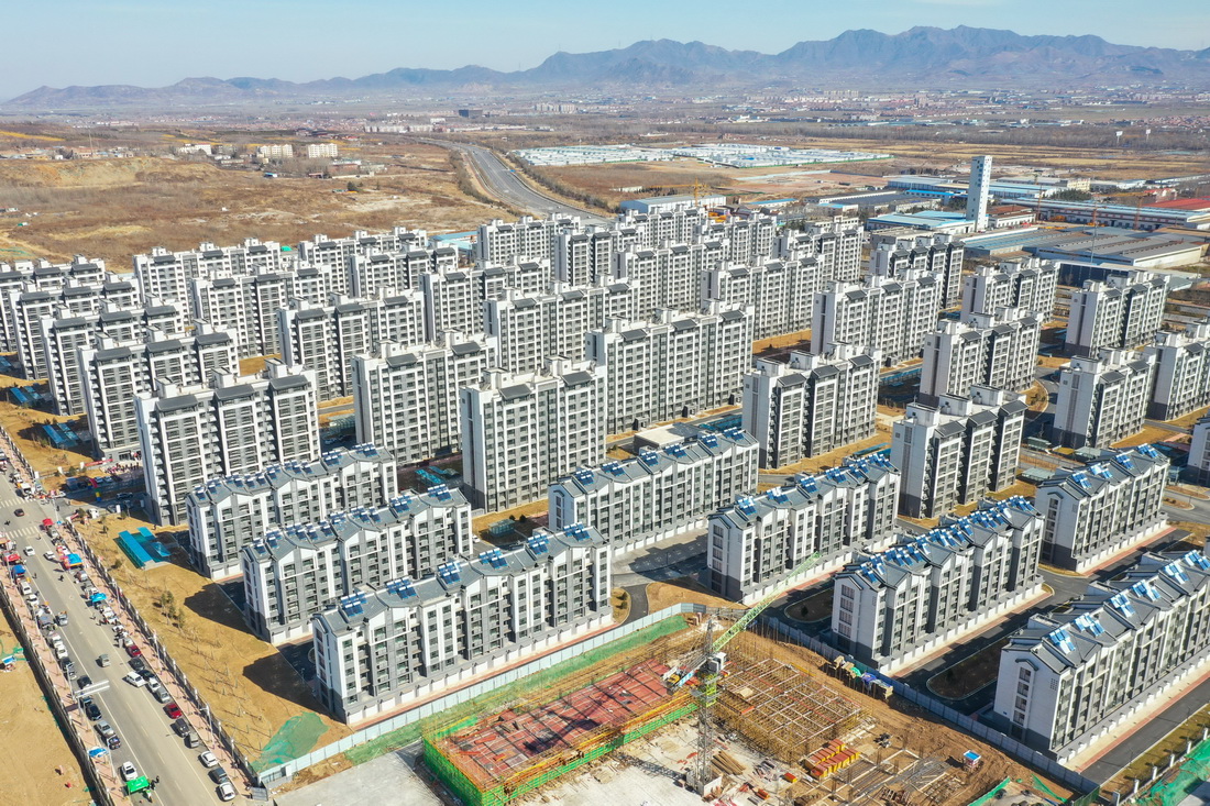 2月21日拍摄的首批交付的安置房新居（无人机照片）。