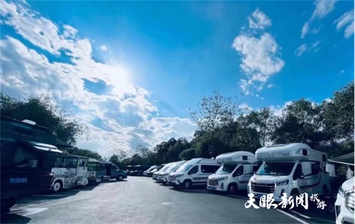 房车巡游稿件784.png