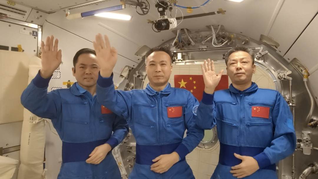 中国星辰｜这是一封中国航天员从“天宫”发来的回信