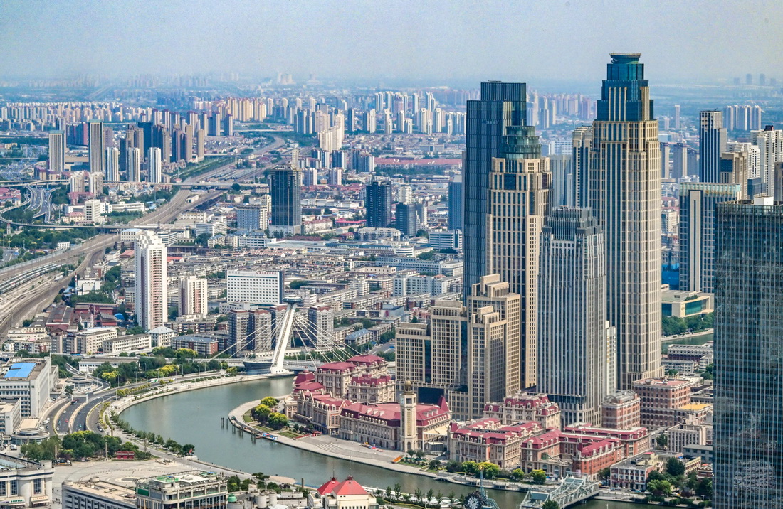 这是6月16日从直升机上拍摄的天津中心城区城市景观。