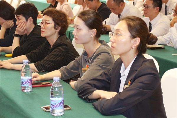 成都新华宾馆组织开展员工观影主题活动
