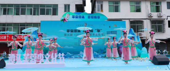 云图片