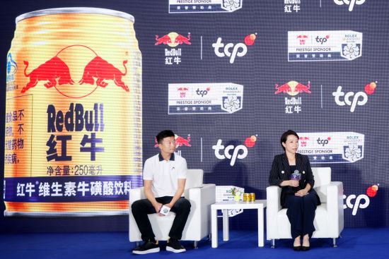 郑洁、吴迪分享网球情缘