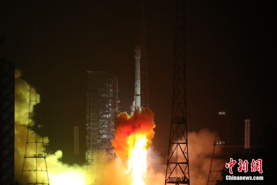 中国成功发射陆地探测四号01星 - 中国日报网