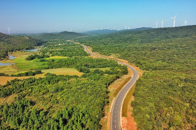 江淮分水岭风景道图片